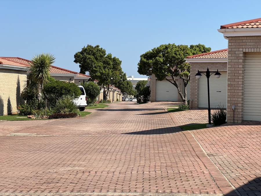 3 Bedroom Property for Sale in Jeffreys Bay Central Eastern Cape